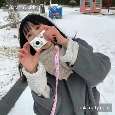 滑颢清